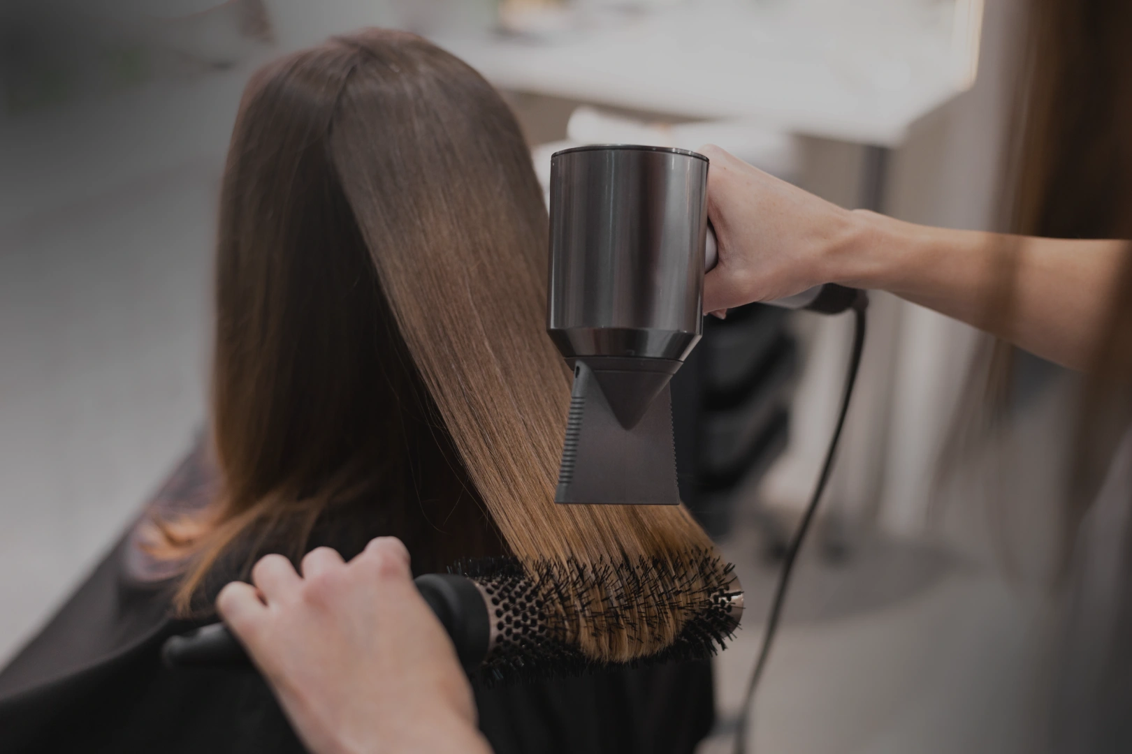 NEW Курс повышения квалификации по кератиновому выпрямлению и реконструкции волос для мастеров парикмахеров